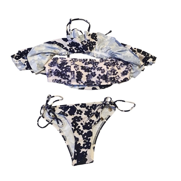 NWT Rachael Roy Ruffled Cheeky Bikini - Picture 2 of 6